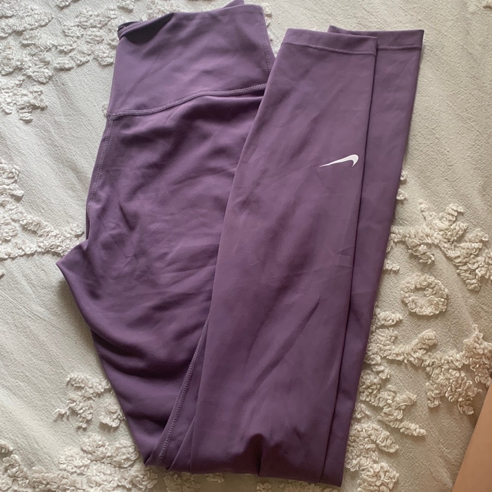 Nike purple high waisted leggings!